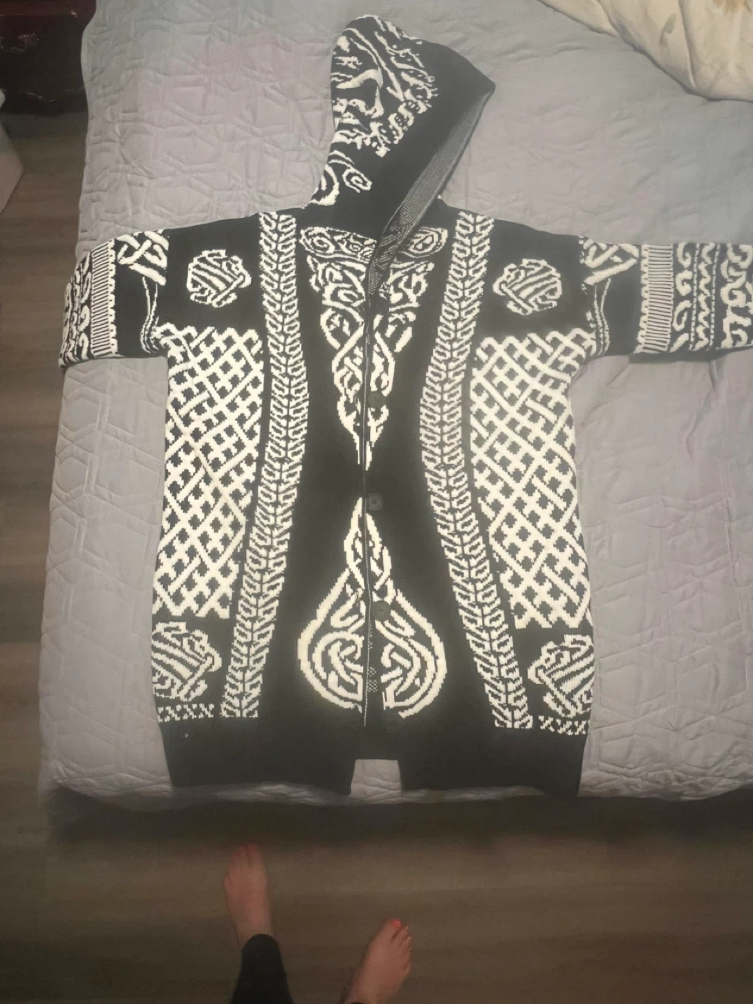 Hooded Knit Cardigan - Black & White Pattern