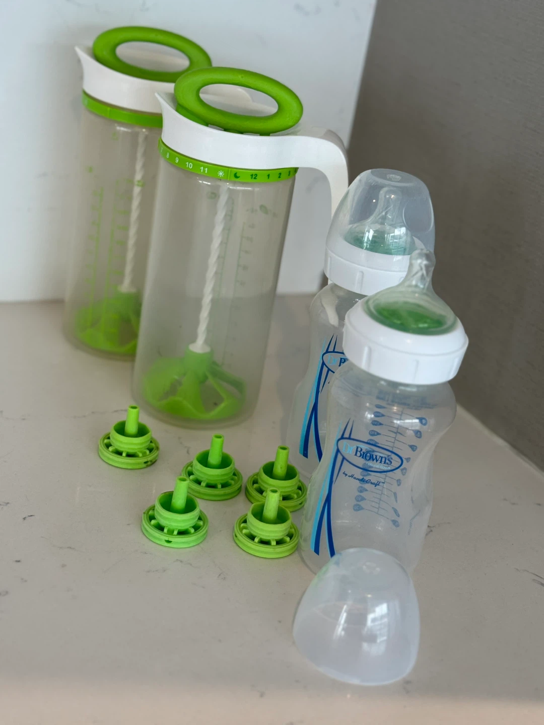 Complete Baby Feeding Kit – Bottles, Manual Pumps & Accessories - photo 3