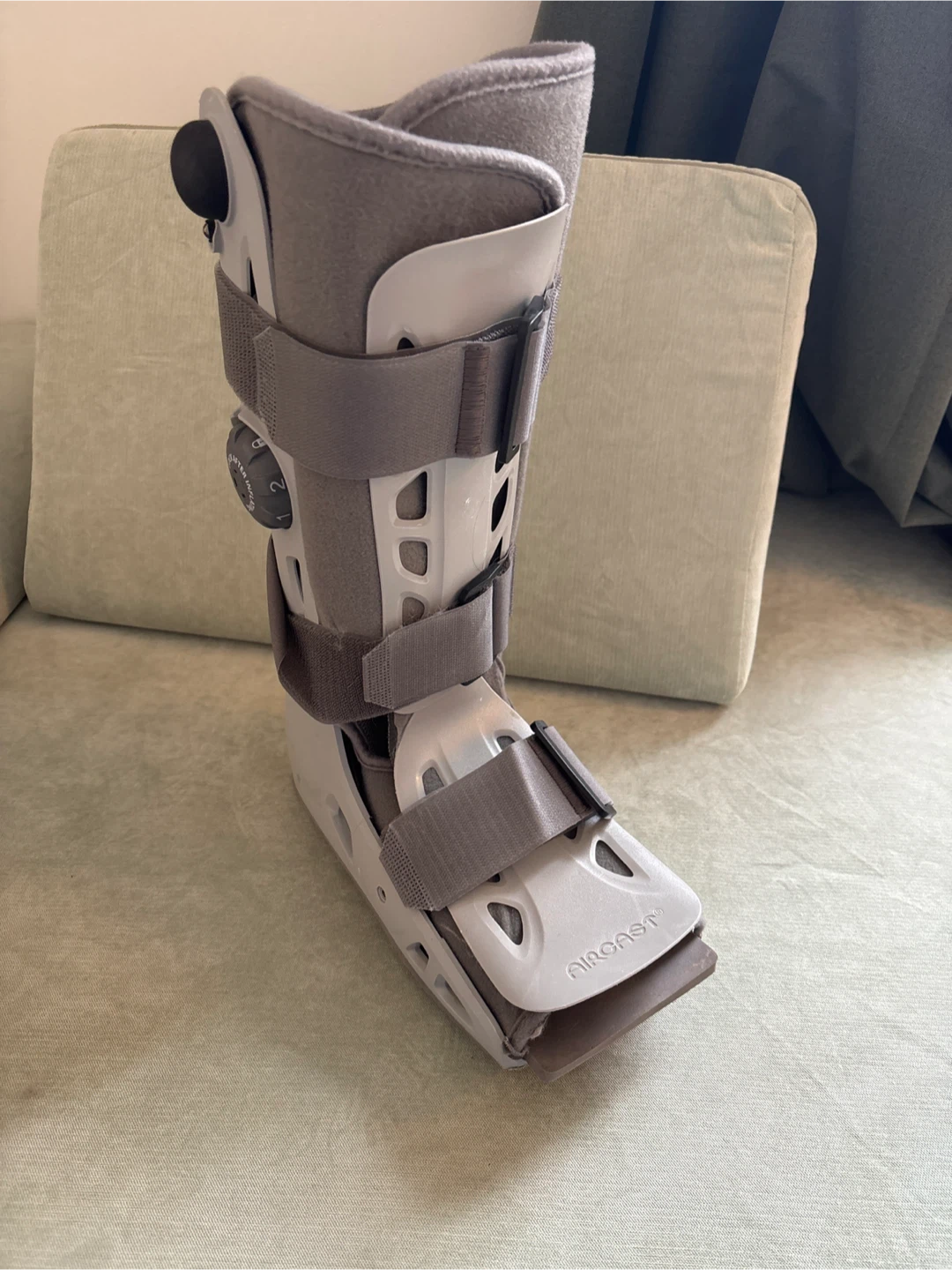 Aircast Walker Boot