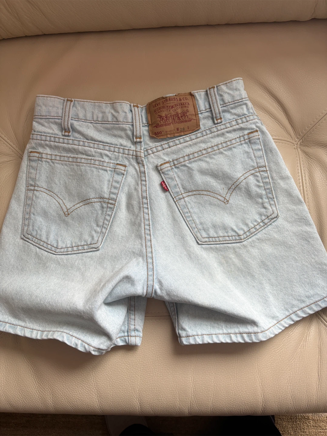 Women’s Levi's 550 Denim Shorts - Size 28 - photo 2