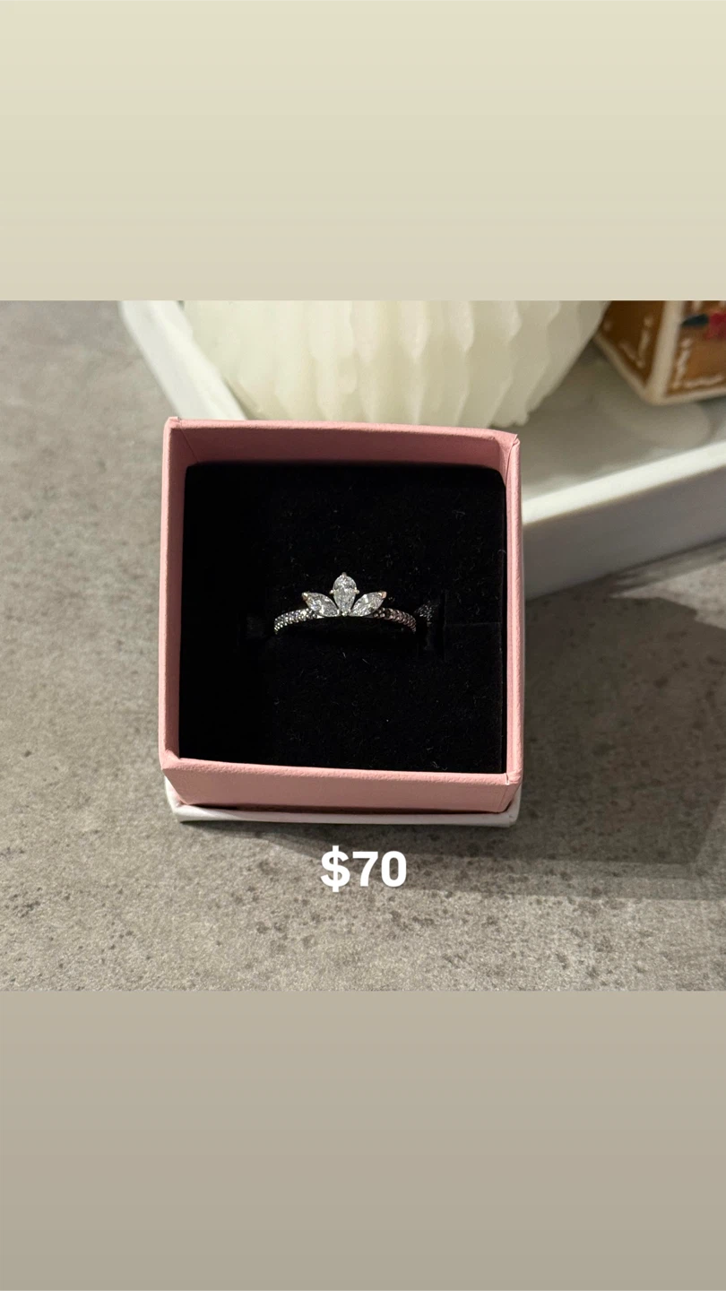 Pandora Sparkling Herbarium Cluster Ring