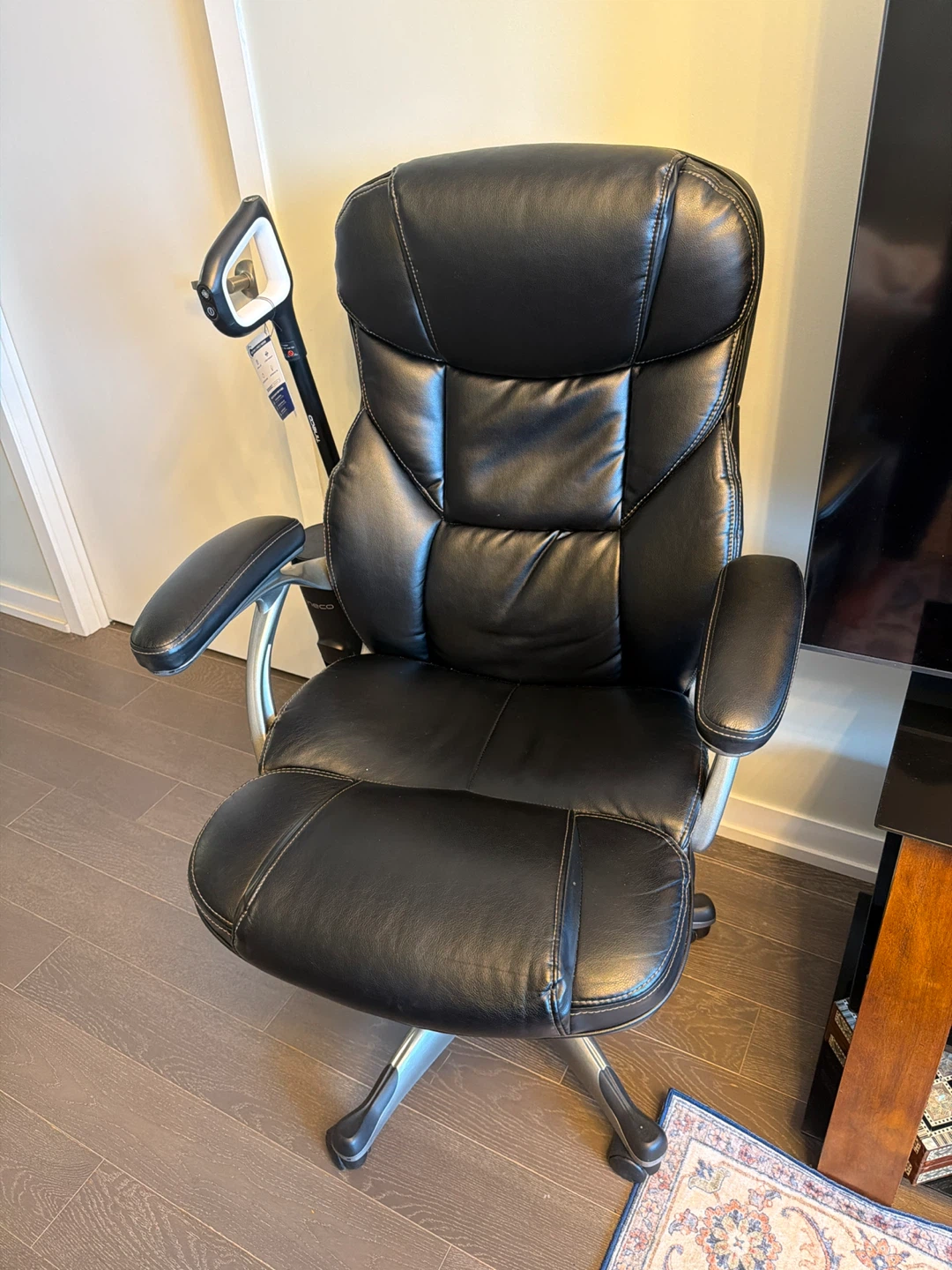 Black Leather Executive Office Chair
