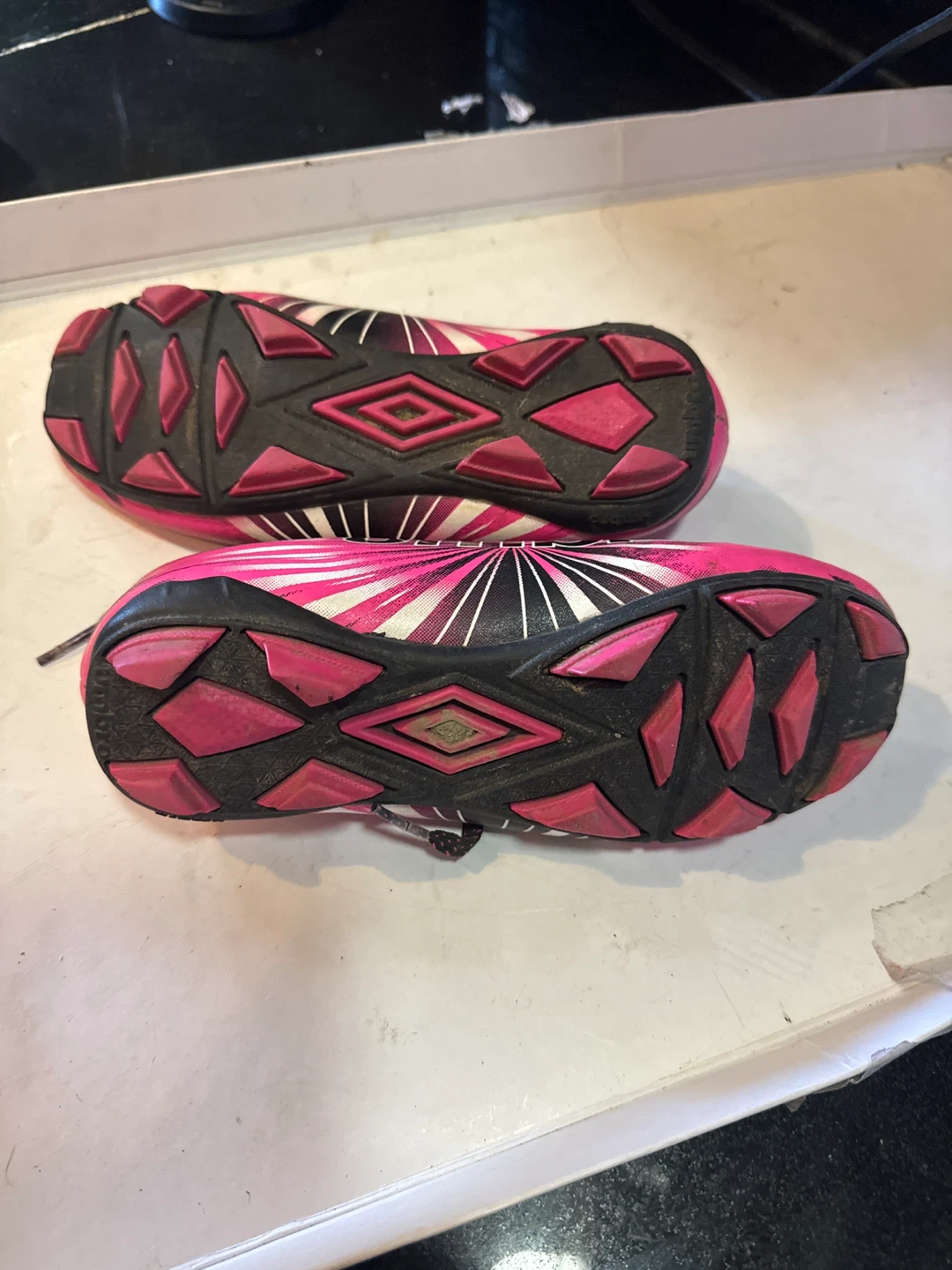 Umbro Girls Package Cleat, Size 13K - photo 2