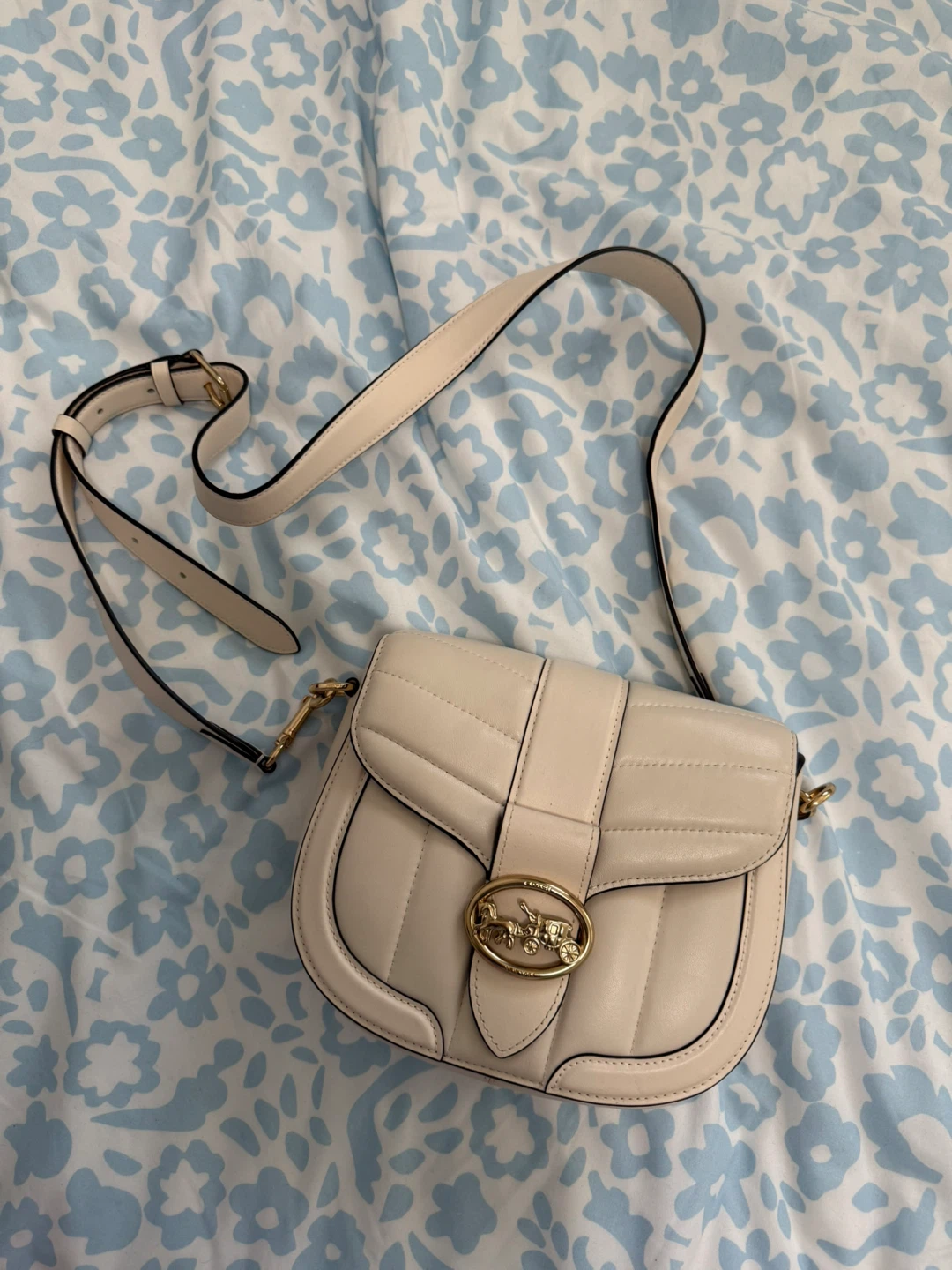 Coach Cream Leather Shoulder Bag
