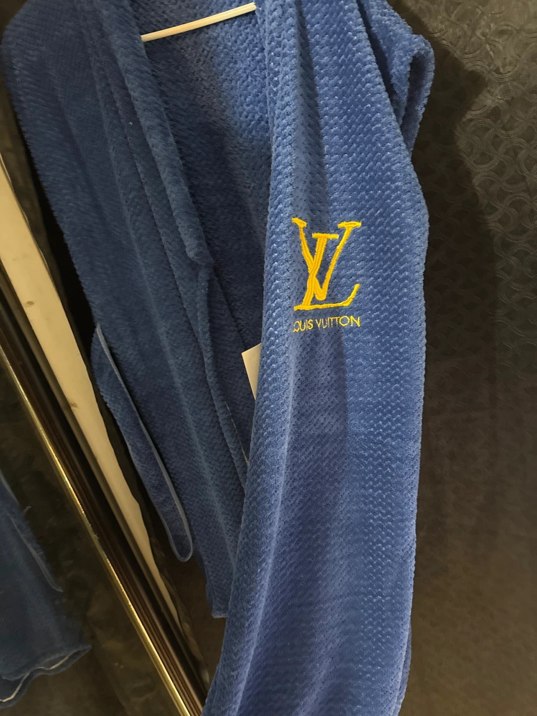 Louis Vuitton Blue Bath Robe - photo 2