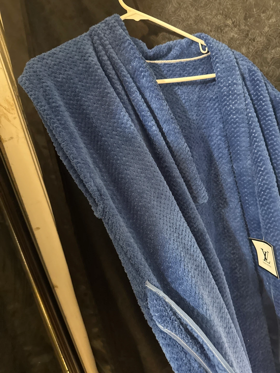 Louis Vuitton Blue Bath Robe - photo 3