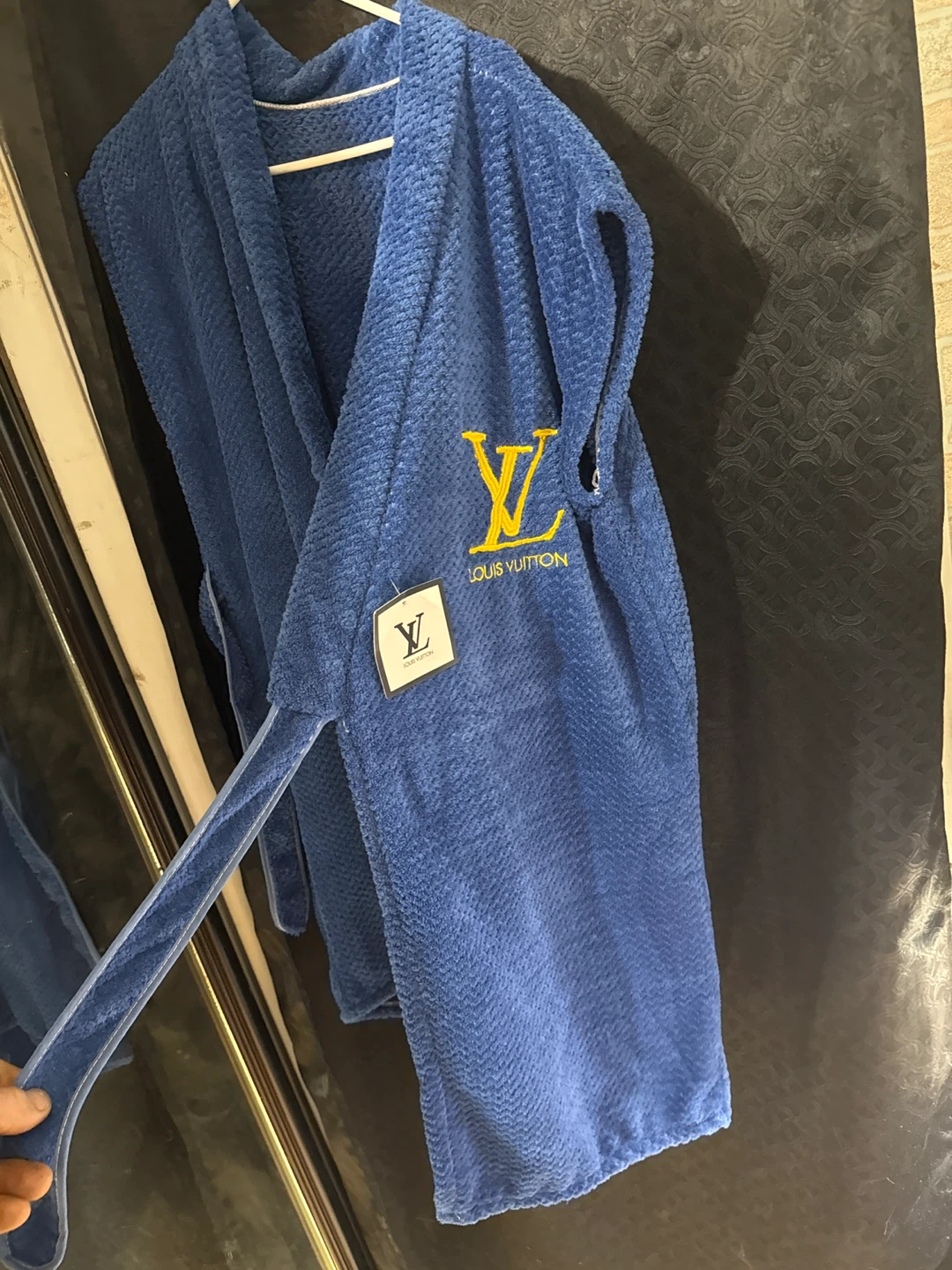 Louis Vuitton Blue Bath Robe - photo 4
