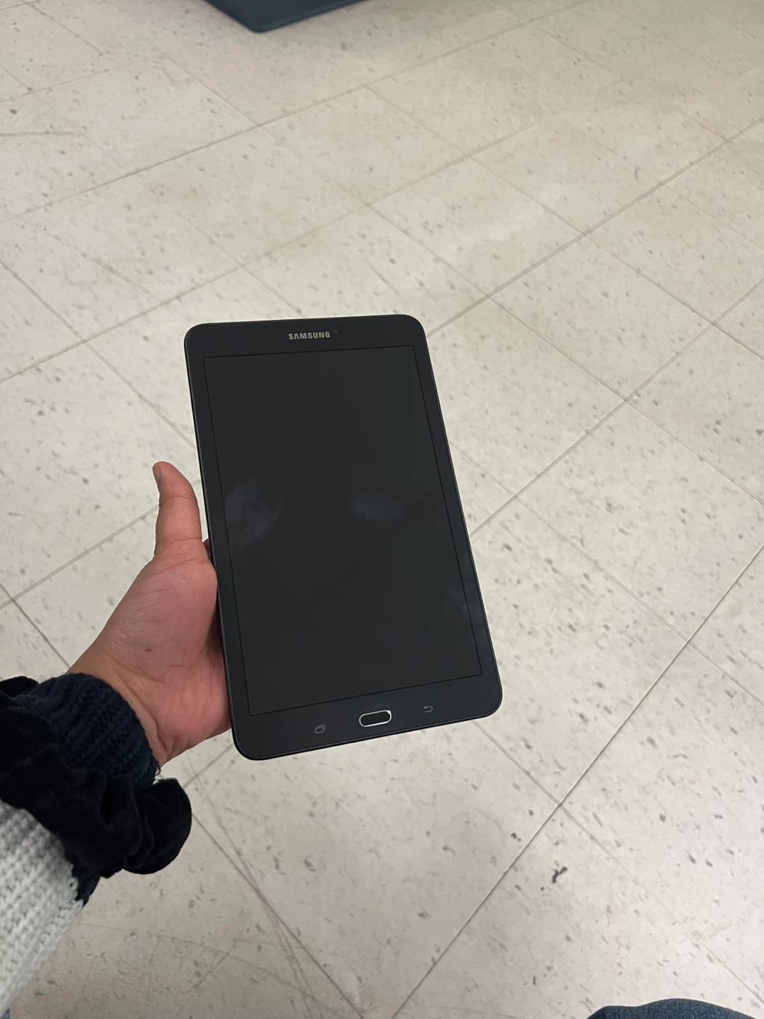 Samsung Galaxy Tab A 8.0 - photo 2