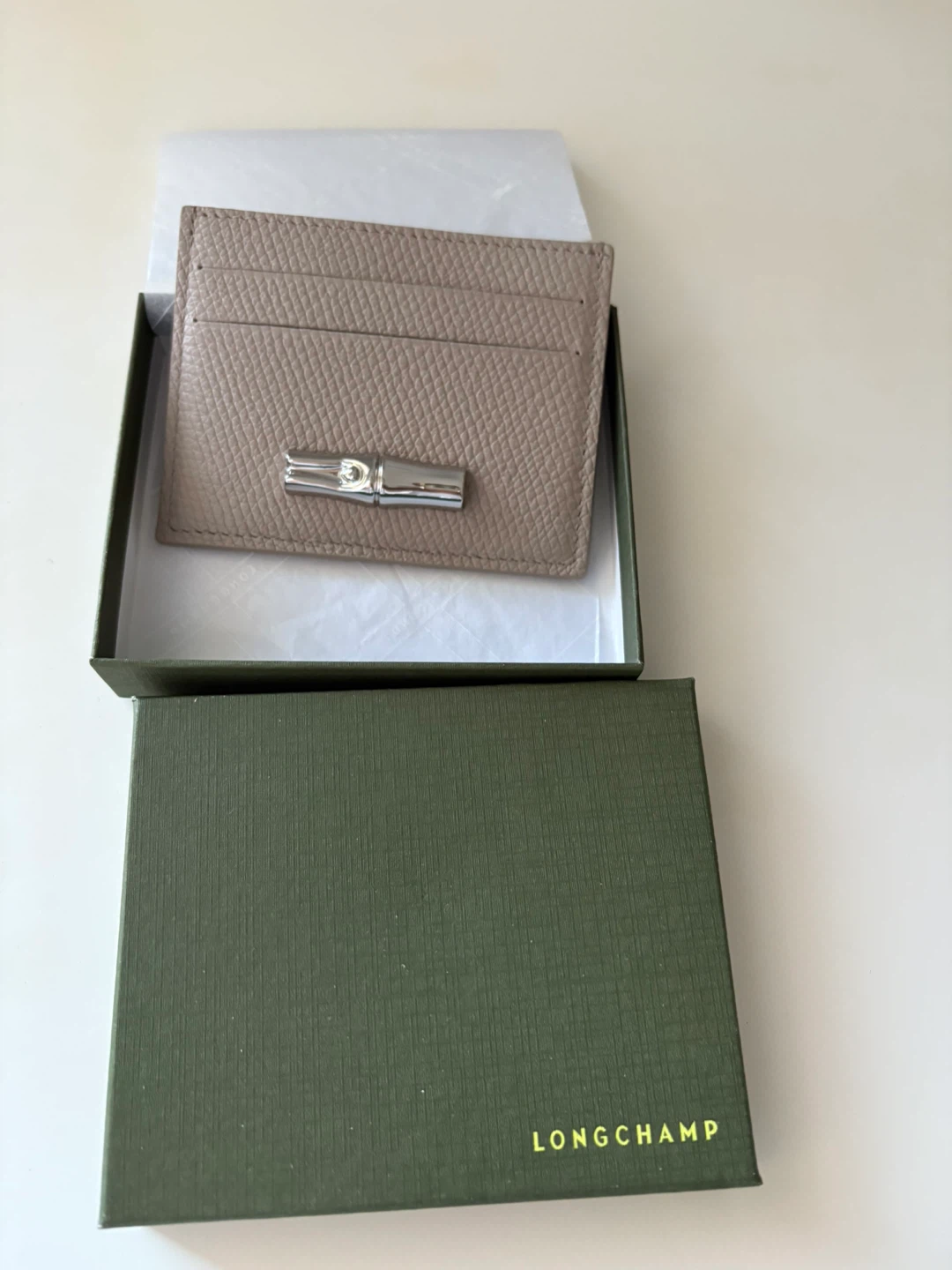 Longchamp Card Holder - Brand NEW - photo 2