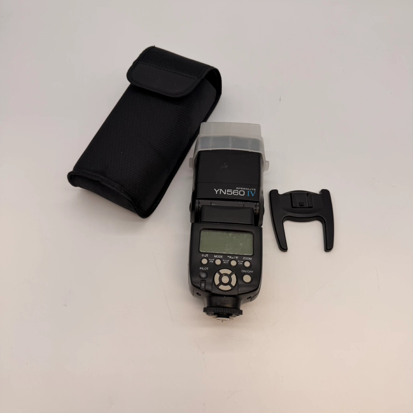 Yongnuo Speedlite YN560 IV Flash with case