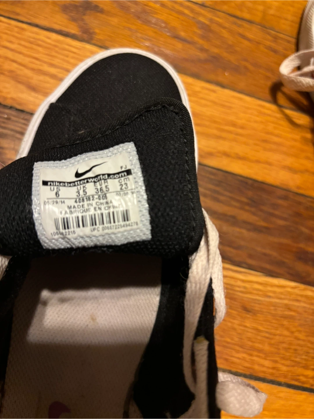 Nike Sweet Classic shoe Size 6 - photo 5