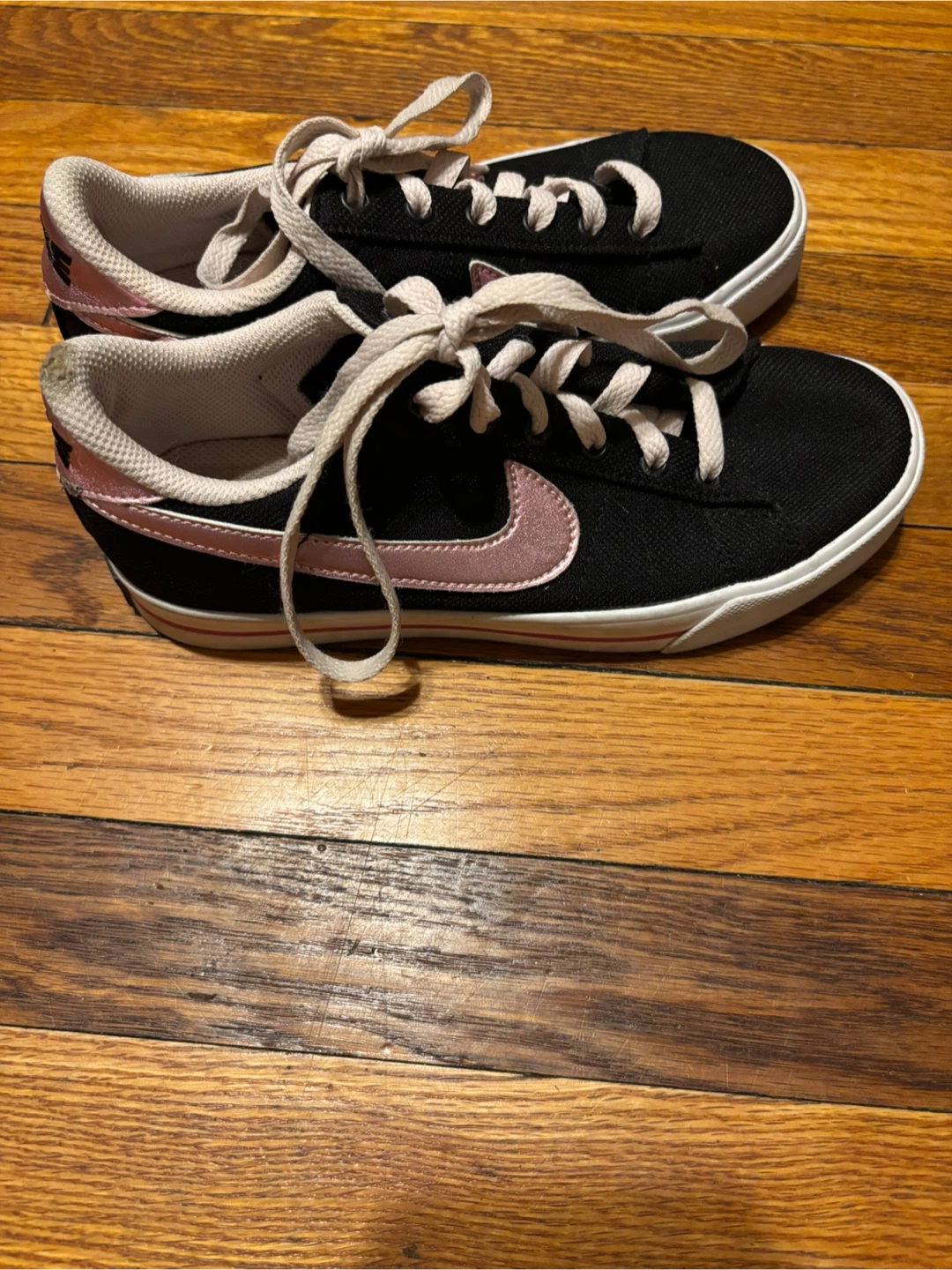 Nike Sweet Classic shoe Size 6 - photo 2