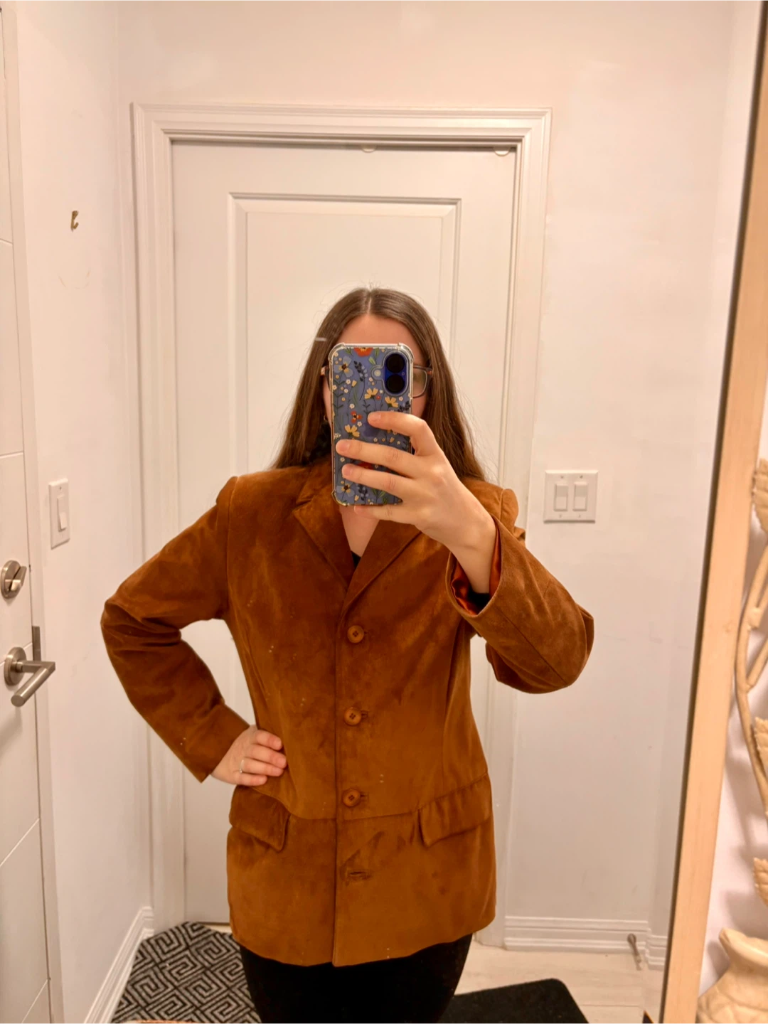 Danier Suede Leather Jacket 10-12 - photo 2