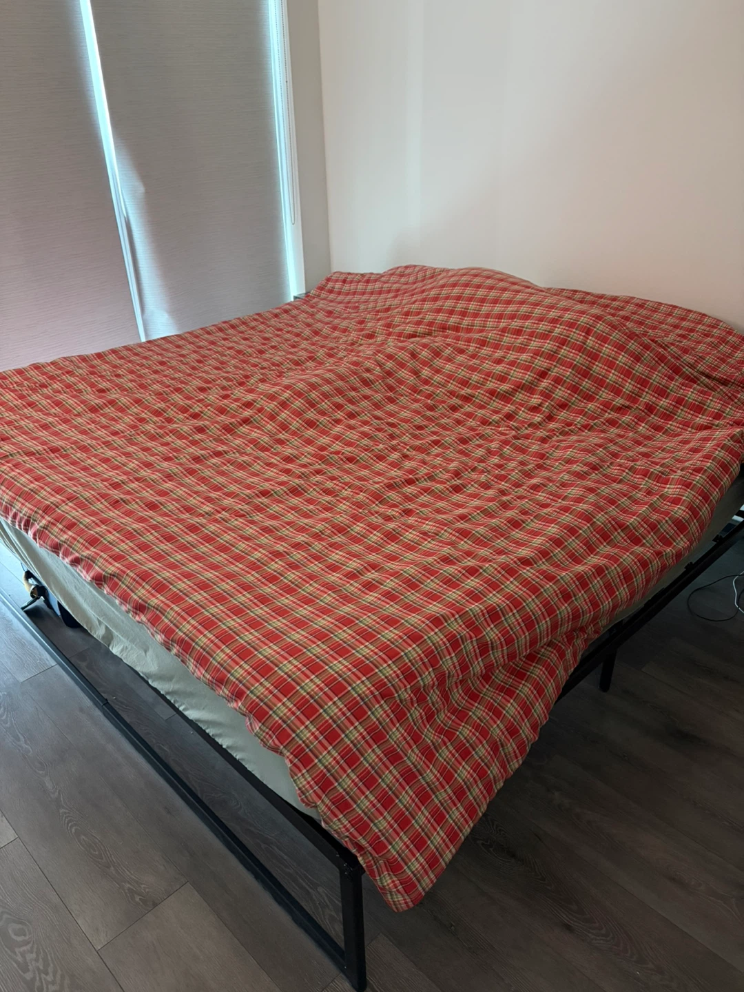 Zinus King Mattress & Metal Bed Frame