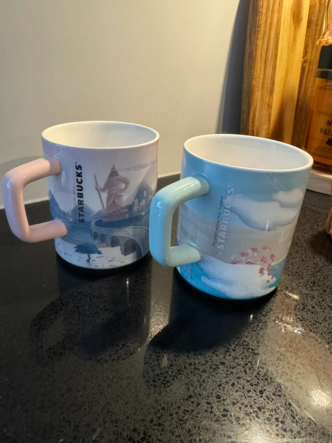 Starbucks Seoul & Incheon Mugs - Set of 2 - photo 2