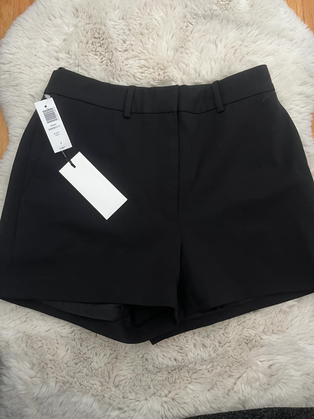 Babaton Agency Short - Aritzia - photo 3