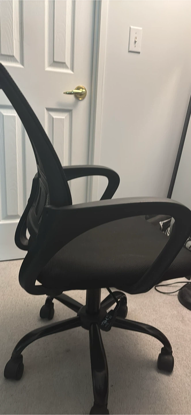 Ergonomic Office Table and Chair - photo 4