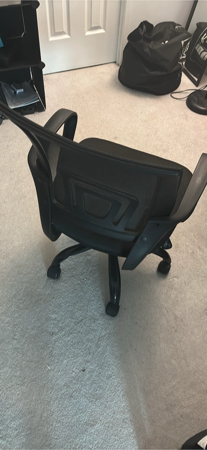 Ergonomic Office Table and Chair - photo 3
