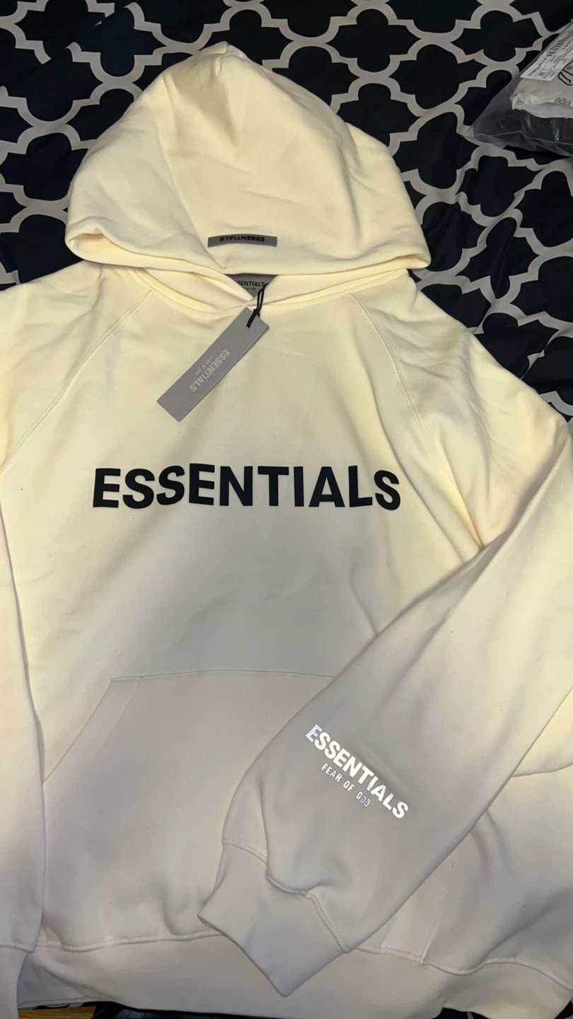 ESSENTIALS BEIGE SIZE L