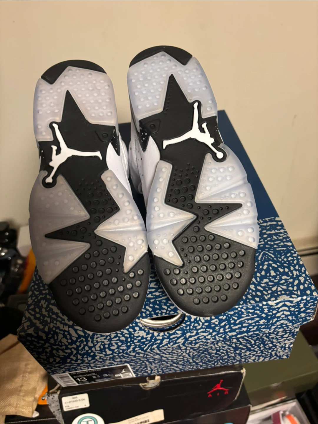 Air Jordan 6 Retro White/Black Size 8 women’s - photo 5