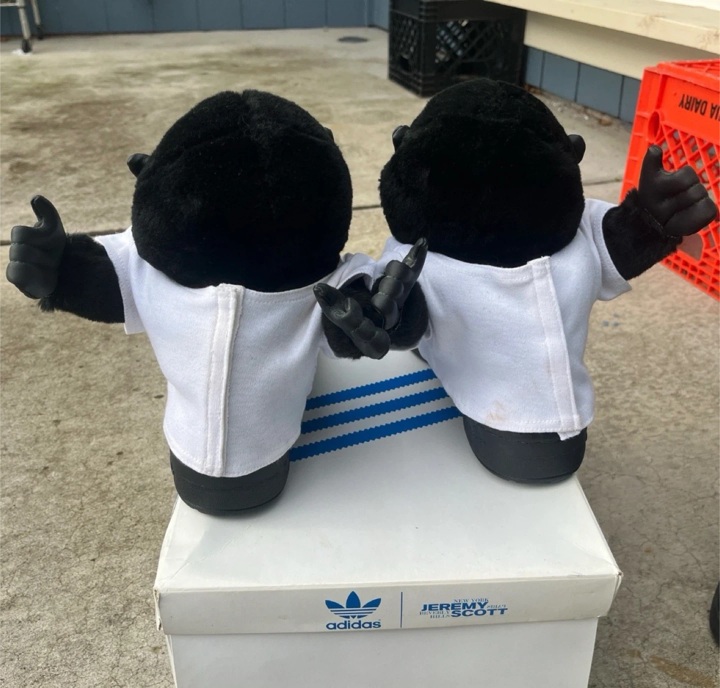 Adidas Jeremy Scott Gorilla Shoes US 8 - photo 3