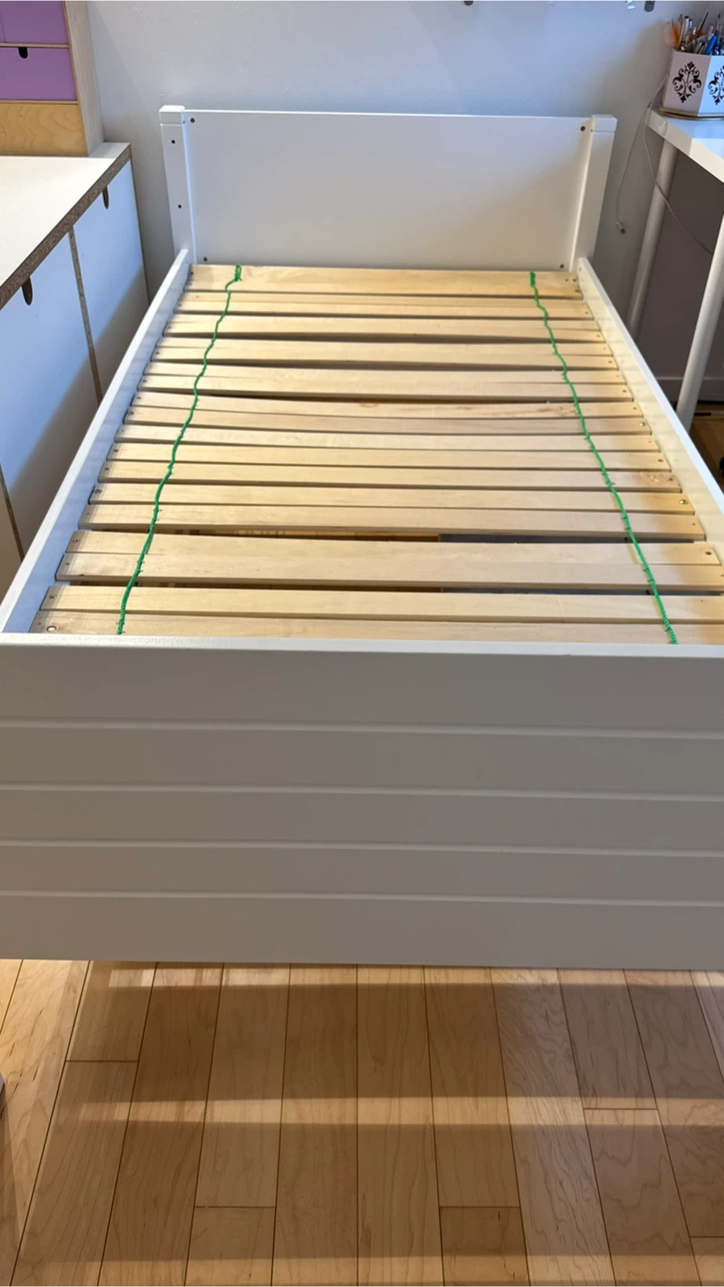 IKEA Hemnes White Bed Frame - photo 4