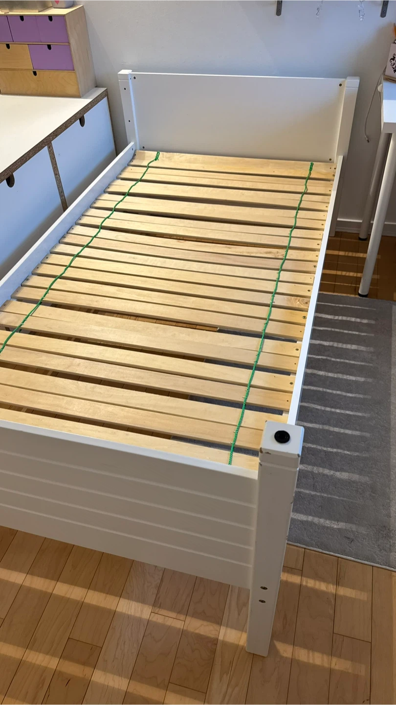 IKEA Hemnes White Bed Frame - photo 3