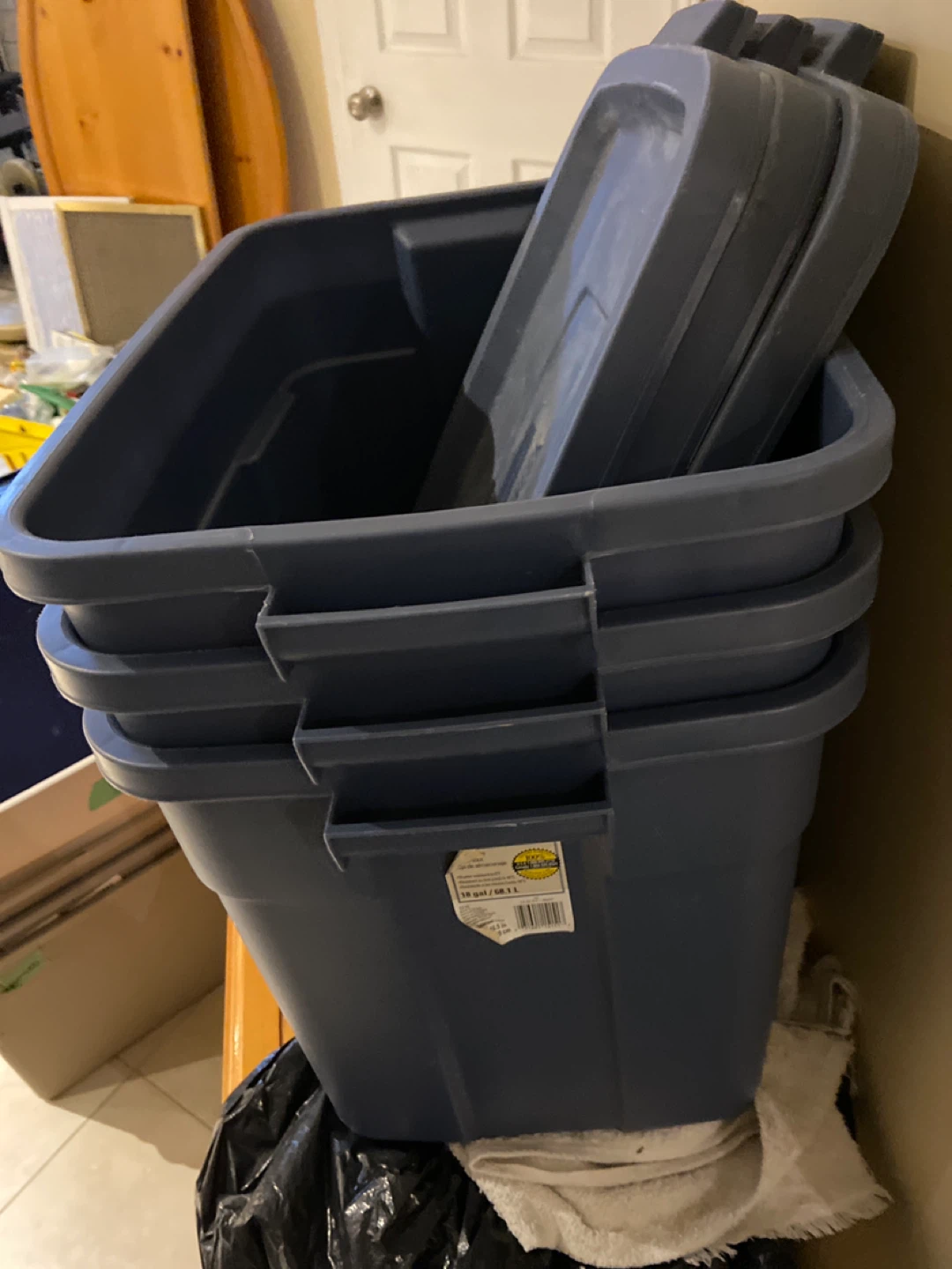 3 Rubbermaid Roughneck 18 gal Storage Tote - photo 2