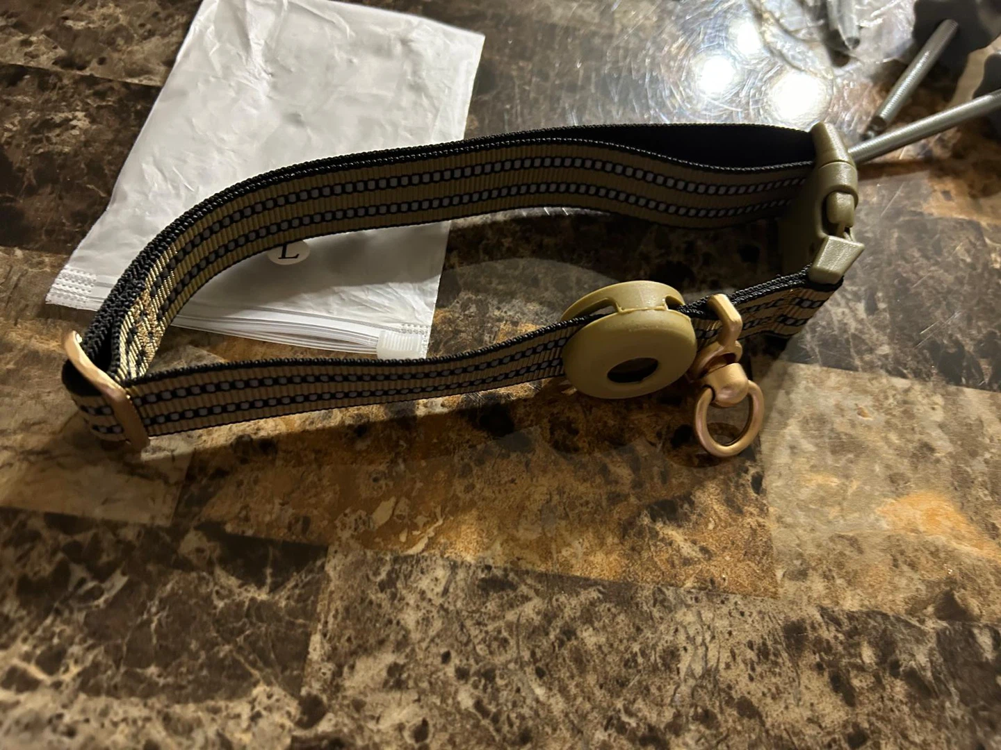 NEW- AirTag Dog Collar - Size L