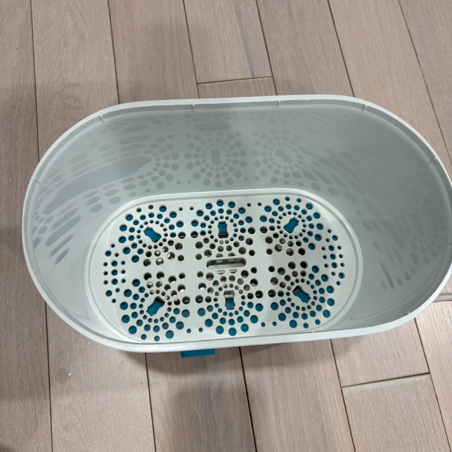Philips Avent 3-in-1 electric steam sterilizer - photo 3