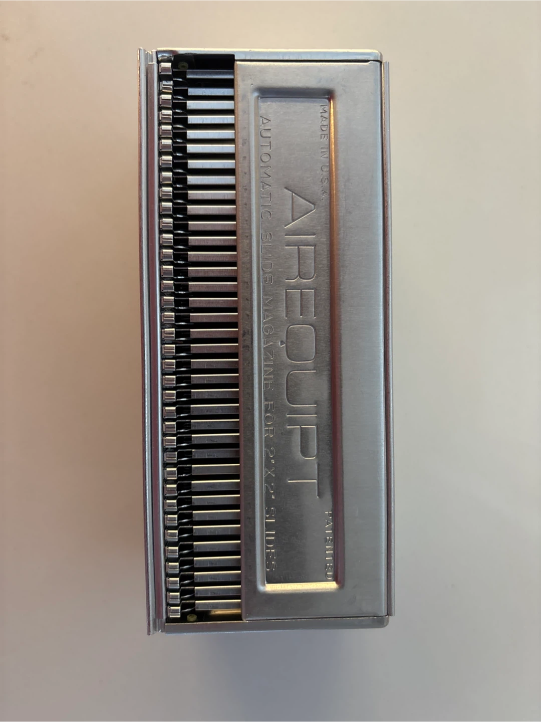 Airequipt Automatic Slide Magazine for 2x2 Slides - photo 2