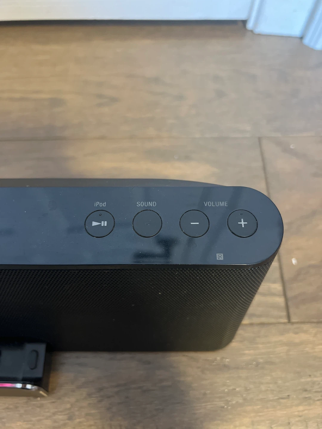 Sony RDP-X500iP Speaker Dock - photo 3