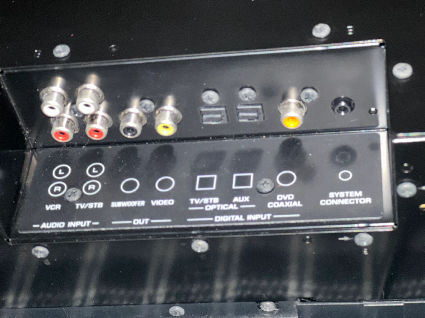 Yamaha soundbar YSP-900 sounds projector - photo 4
