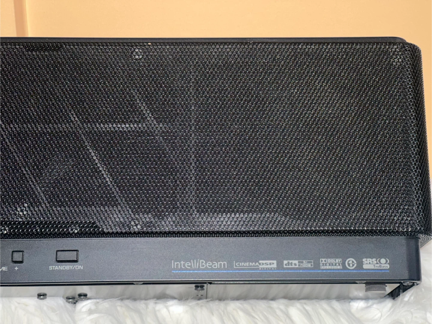 Yamaha soundbar YSP-900 sounds projector - photo 3