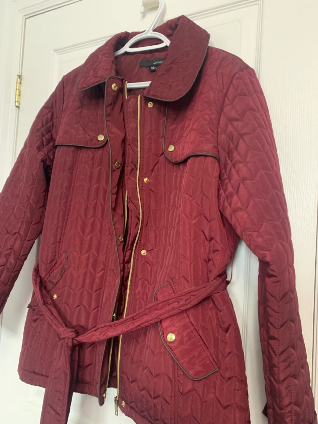 Harvé Benard Burgundy Quilted Belted Jacket - Size L - photo 2