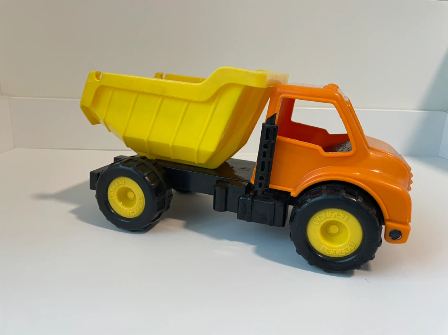 2 Truck Toys - photo 2