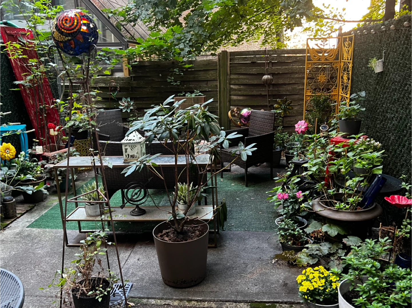Two Panel Metal Garden Screen - photo 3