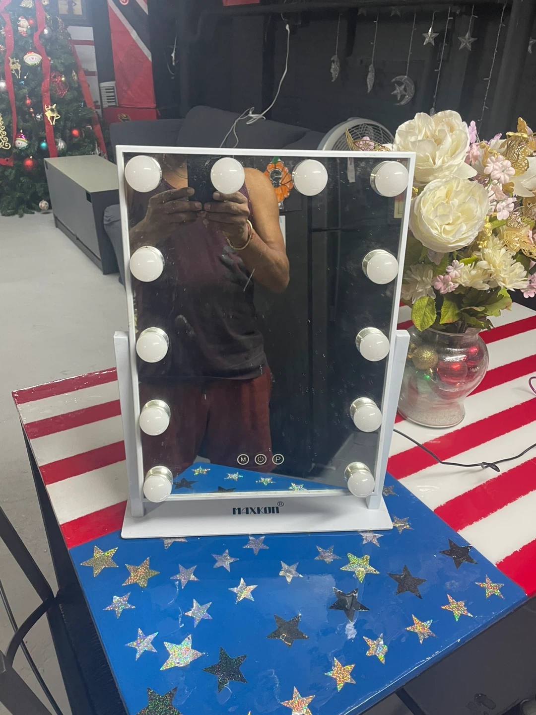MAXKON Lighted Vanity Makeup Mirror
