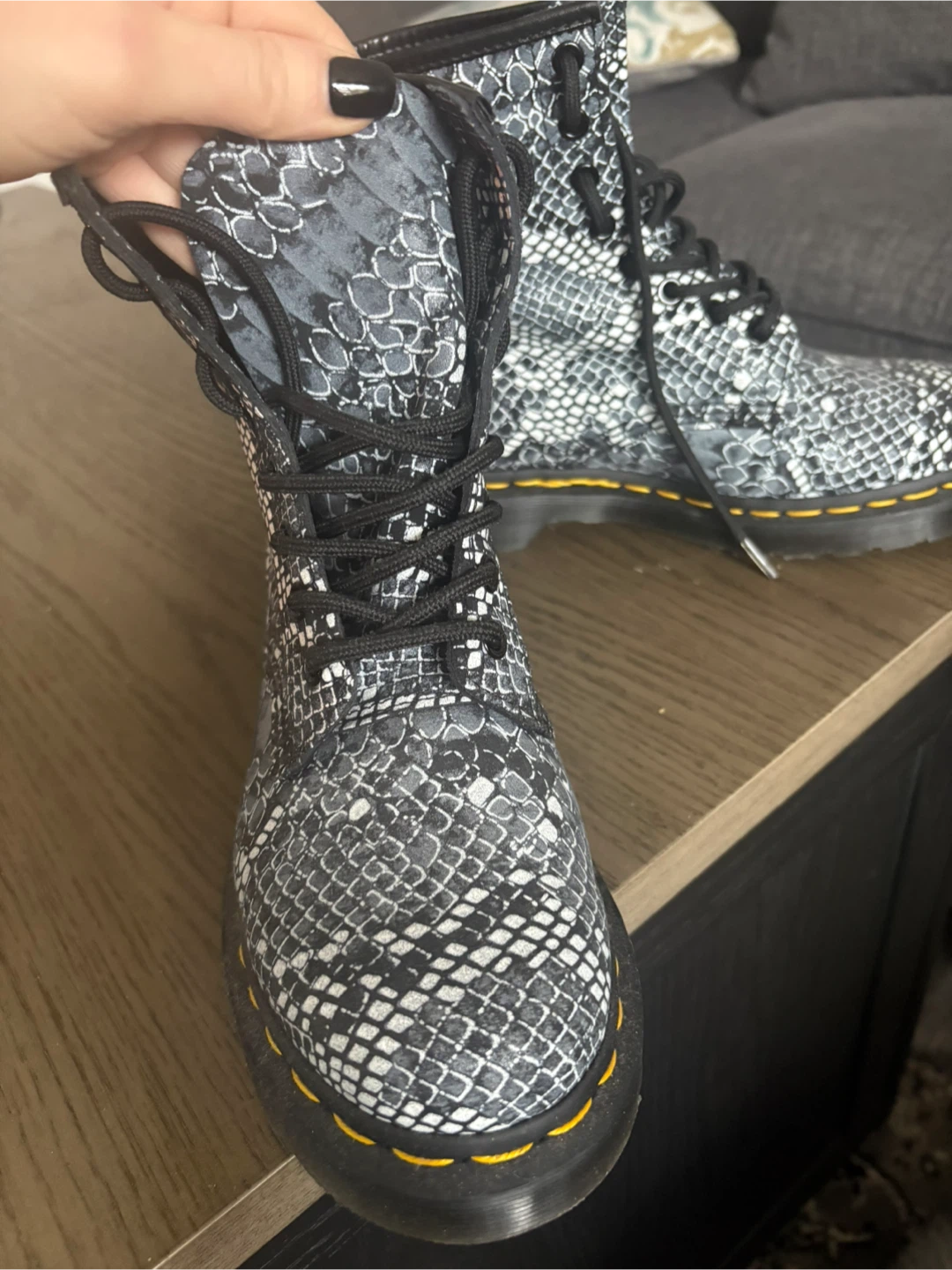 Dr. Martens 38 EU (7 US) Snakeskin Boots - photo 2