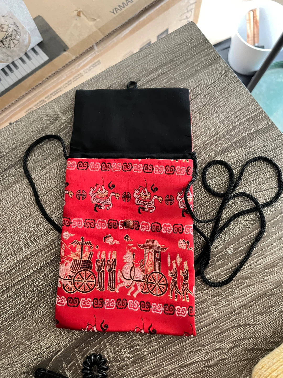 Satin pouch - photo 4