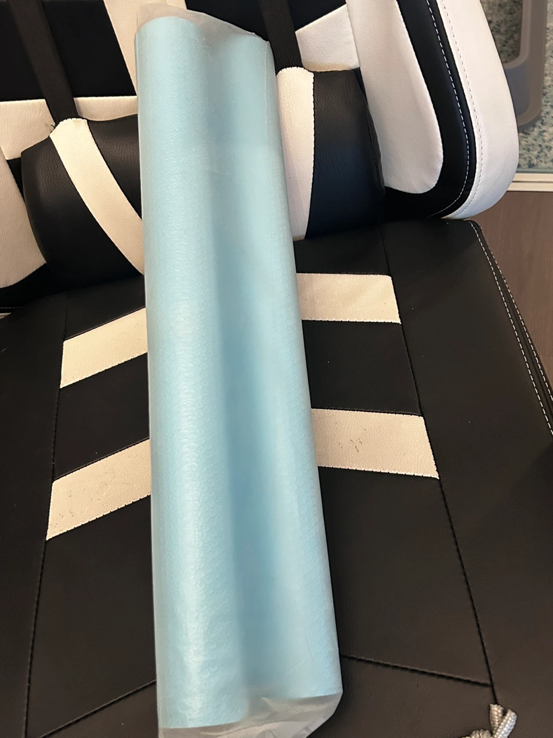 New Shelf Liner 3 Rolls 17.7 x 78.7 inches