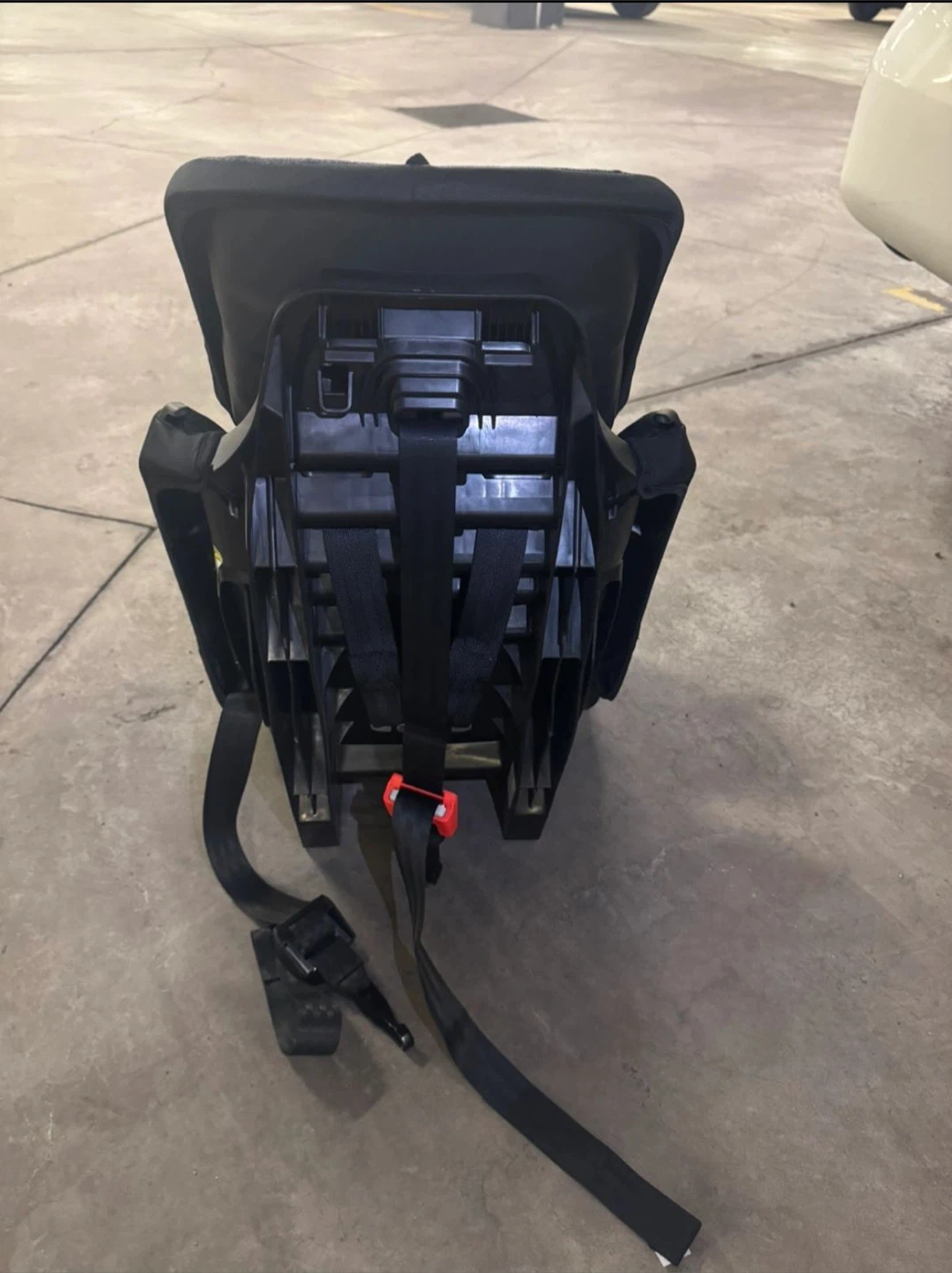 Evenflo Maestro Sport Harness Booster Car Seat - photo 2