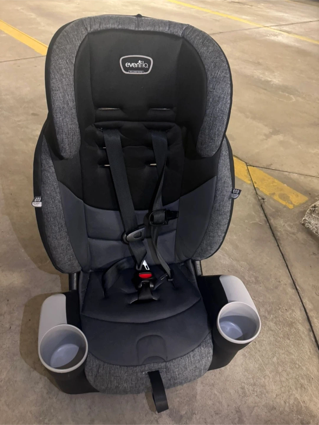 Evenflo Maestro Sport Harness Booster Car Seat