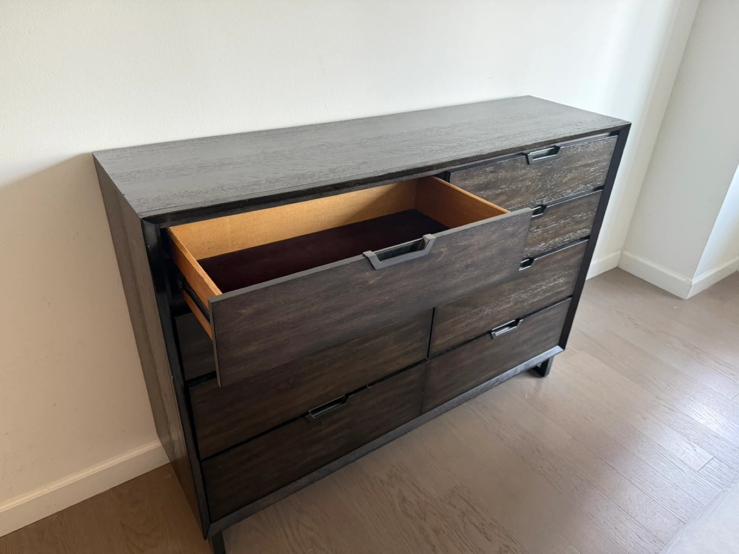 Wood 8-Drawer Dresser
