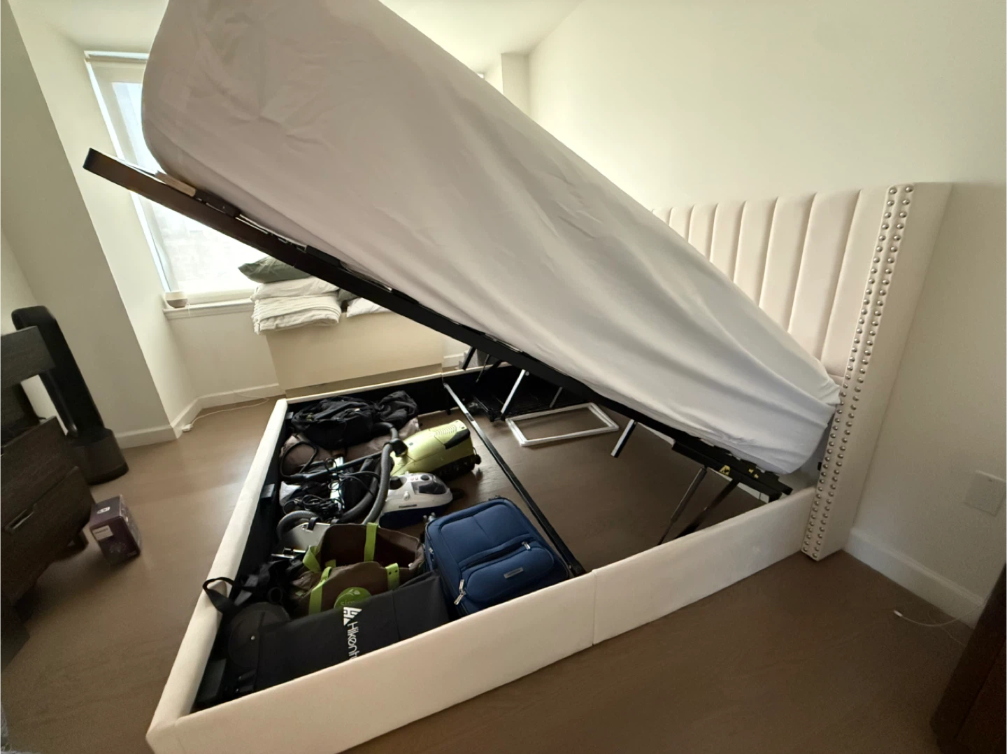 Storage King Bed Frame - Beige - photo 2