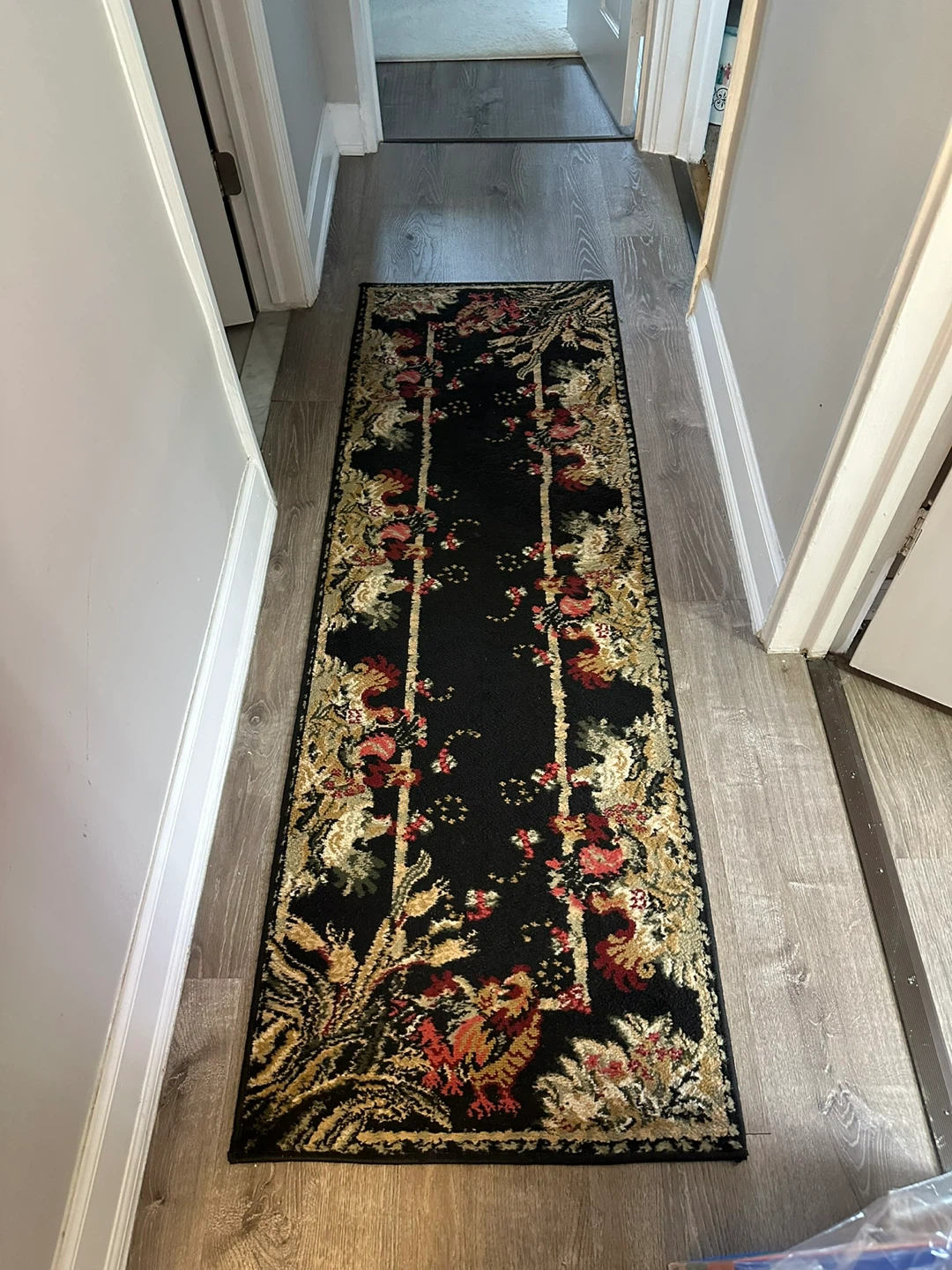 Black Floral Rug - photo 3
