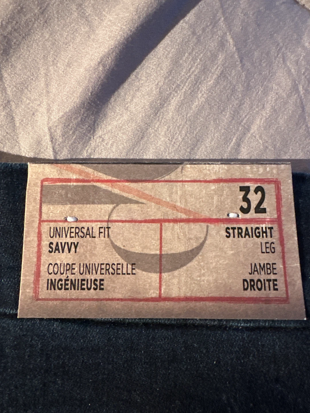 DC Jean Savvy Universal Fit capris - Size 32 - photo 3