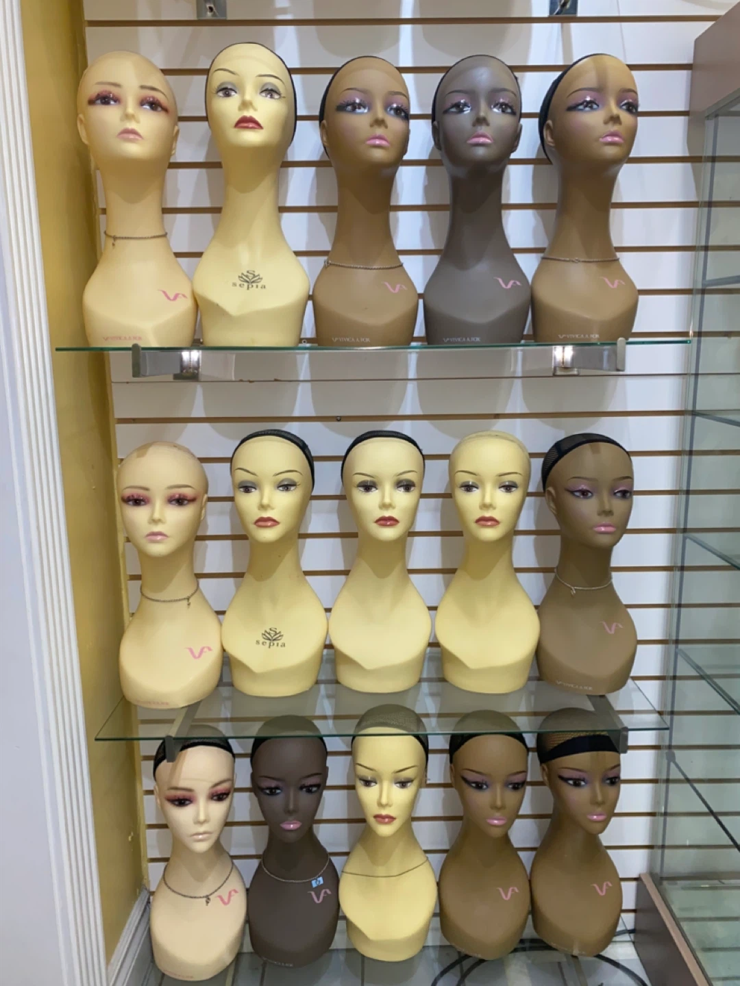Mannequin Heads - photo 2