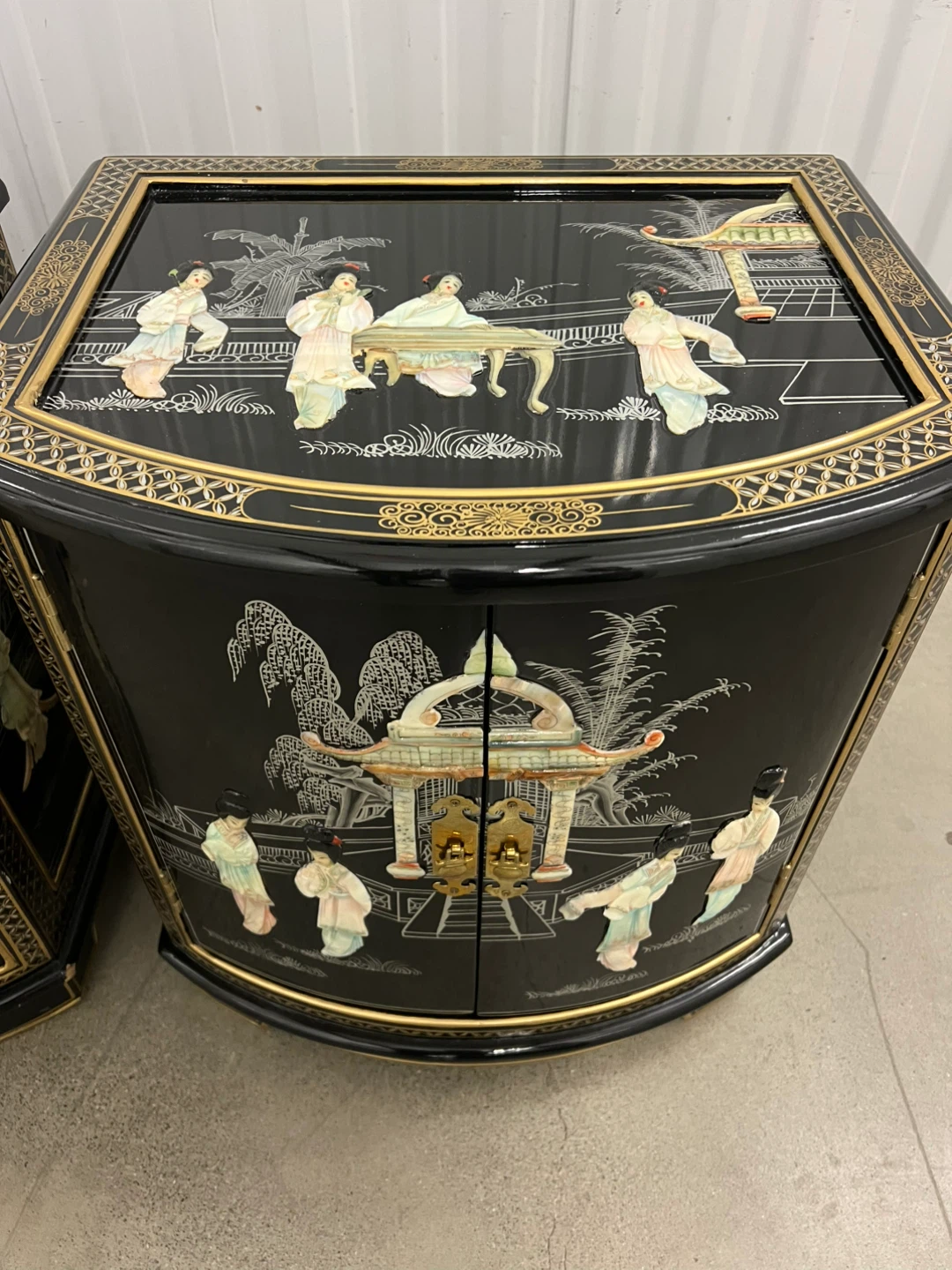 Black Lacquer Asian Style End Tables - Pair - photo 2