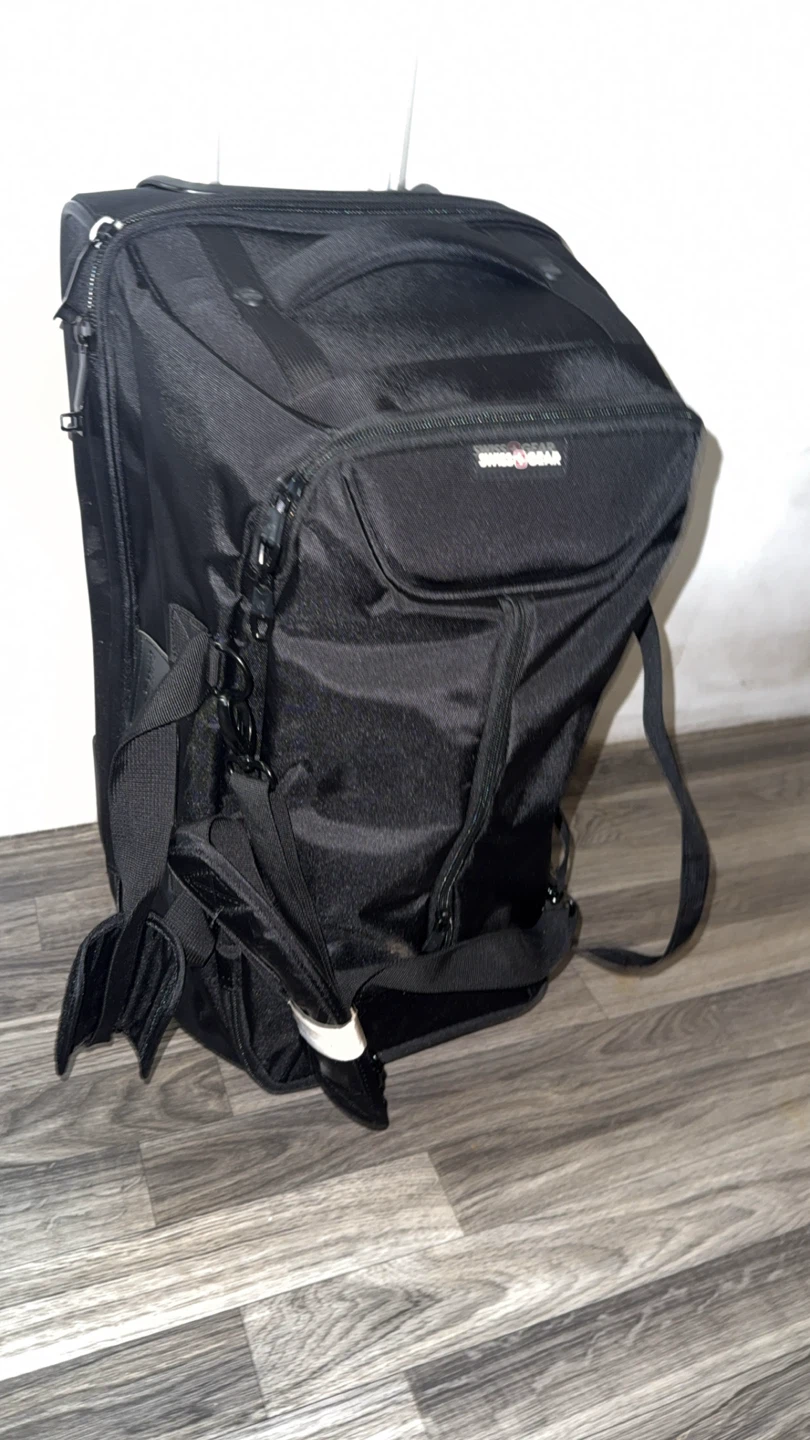 SwissGear Rolling Duffel Bag - Black